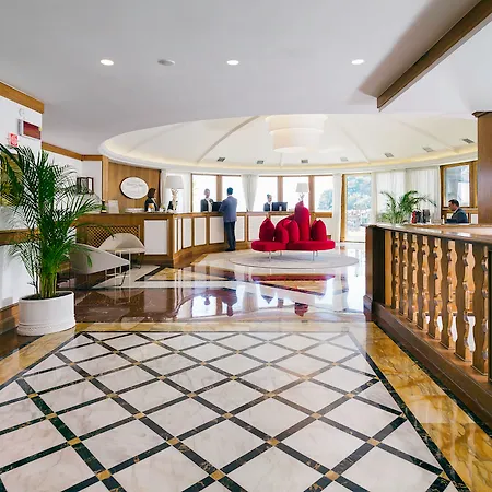Mazzaro Sea Palace - The Leading Of The World טאורמינה