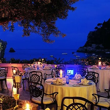 Mazzaro Sea Palace - The Leading Of The World מלון