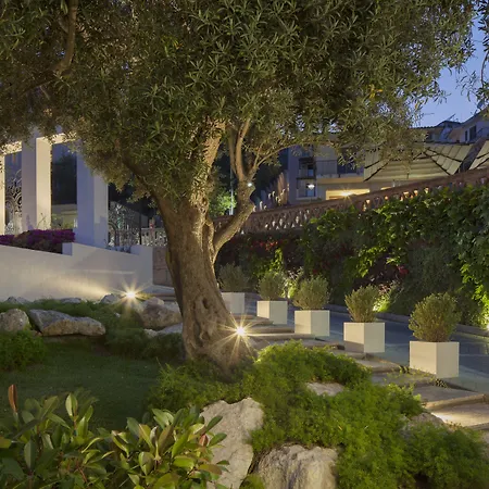 Mazzaro Sea Palace - The Leading Of The World מלון