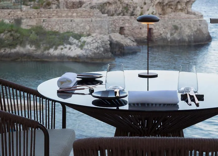 Mazzaro Sea Palace - The Leading Of The World