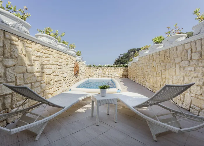 Mazzaro Sea Palace - The Leading Of The World 5*